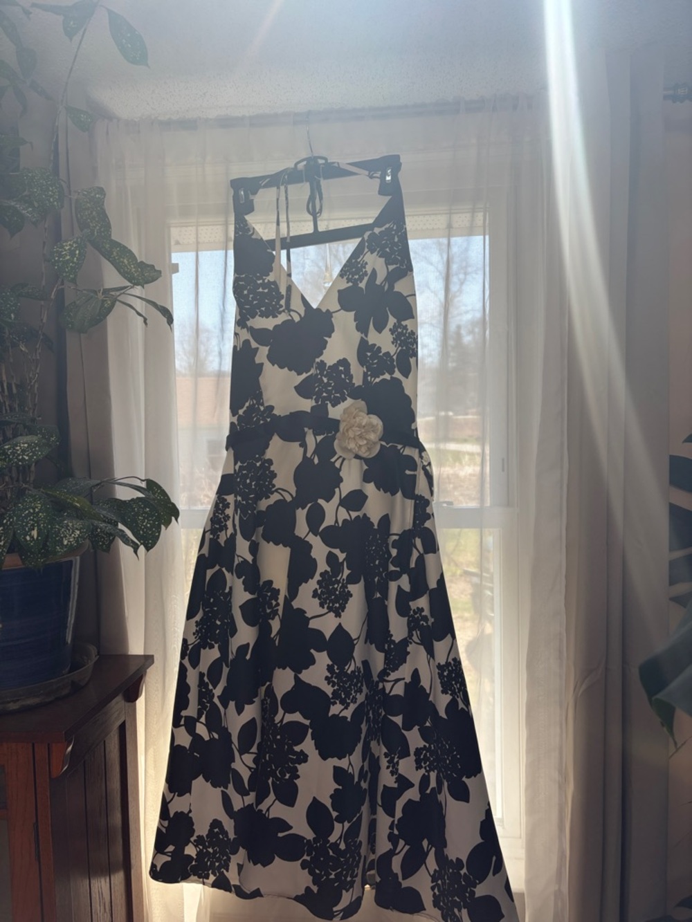 Scott McClintock Black and White Floral Halter Midi Dress
